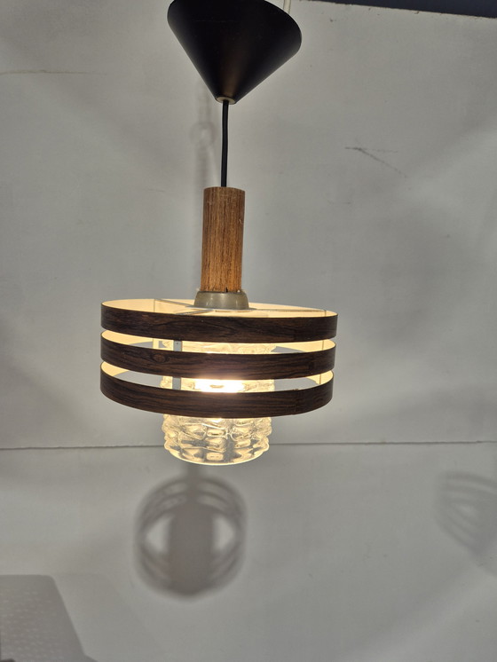 Image 1 of Suspension vintage à bordure en bois
