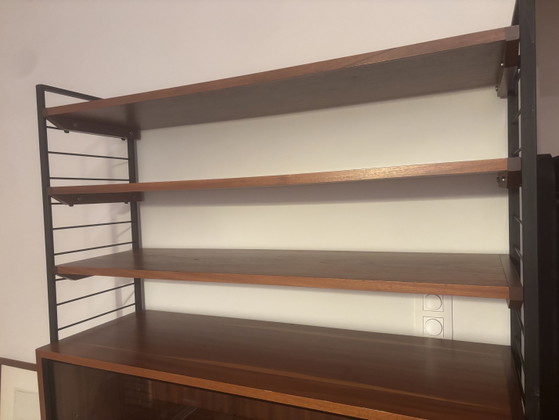 Image 1 of Vintage Standing Rack in Typical 1960s Design