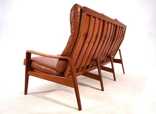 Komfort 3-seater leather sofa by Arne Wahl Iversen, 1960