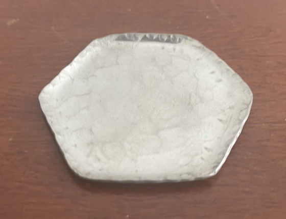 Image 1 of J.J. Davids Amsterdam - Juego de posavasos Art Déco de peltre plateado martillado a mano para licor o oporto