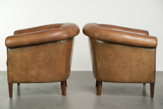 2x Grand Fauteuil Club Robuste en Cuir de Mouton Vintage avec une Belle Patine – Leather (photo 4 of 14)