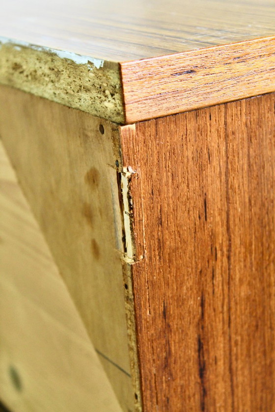 Image 1 of Ensemble vintage d'armoires suspendues