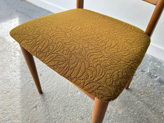Image 1 of Ensemble de quatre chaises de salle à manger vintage Schreiber, revêtement d'origine en tissu moutarde, années 1960-70