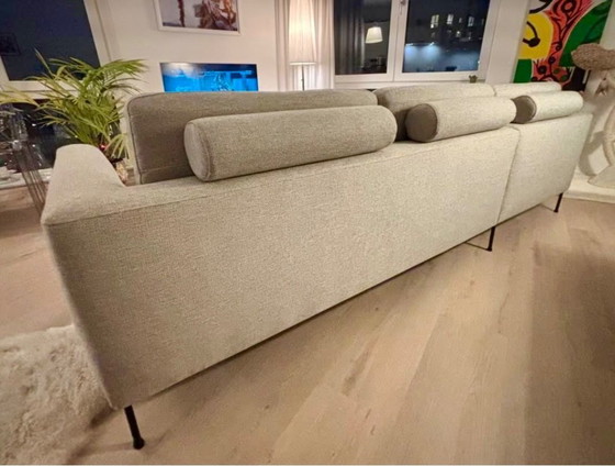 Image 1 of Divano grigio chiaro 'Cucita' 3 posti (Westwing)