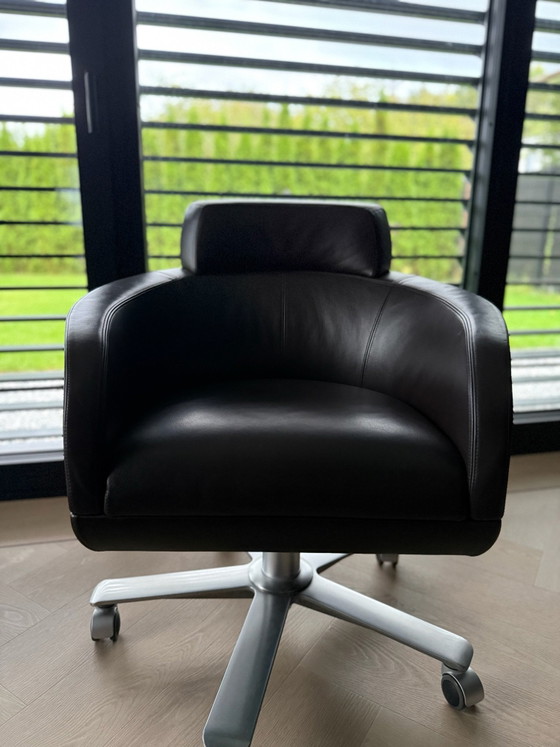 Giorgetti Erasmo Desk with two Genius armchairs in brown leather – Wood (photo 7 of 15)