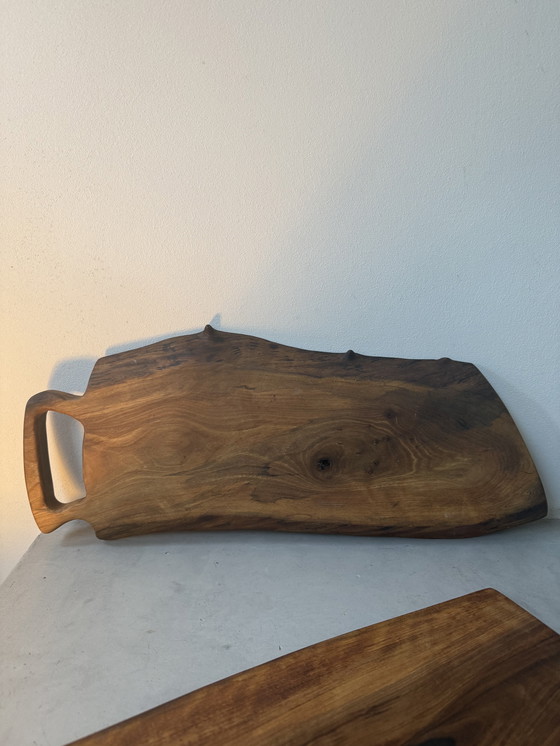 Image 1 of Tablas de bebidas de diseño hechas de madera maciza - hechas a mano