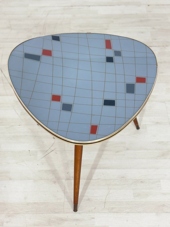 Image 1 of Fabulous vintage coffee table / living room table / kidney-shaped table / side table Mid-Century