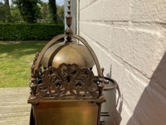 Image 1 of beautiful, well-functioning lantern clock "Tho: Moore Ipswich