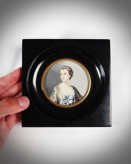 Image 1 of Ritratto in miniatura di Madame de Pompadour dipinto a mano su avorio firmato MAD XIX secolo