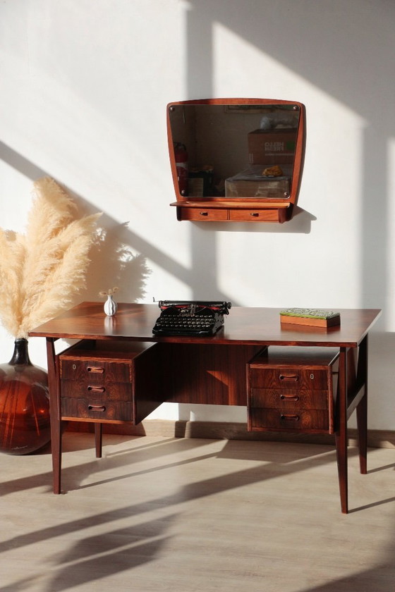 Image 1 of Escritorio Gunner Nielsen de palisandro para Tibergaard (1960)
