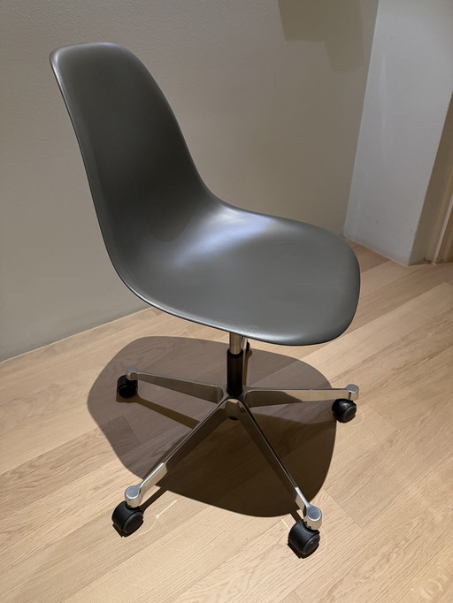 Vitra pscc bureaustoel grijs
