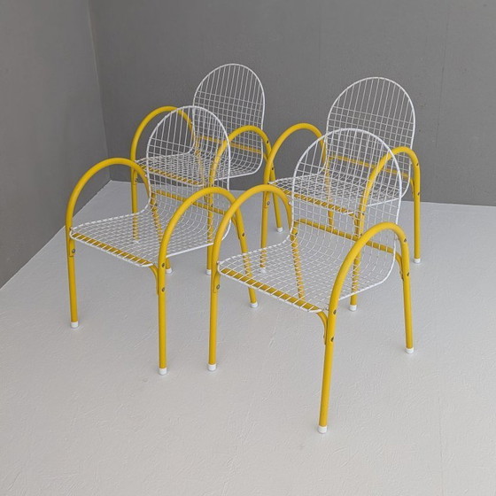 Image 1 of Chaises de jardin italiennes postmodernes en métal grillagé par EMU, années 1980