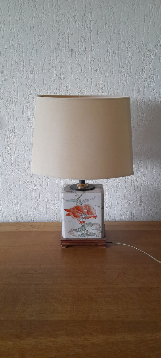 Image 1 of Lampada da tavolo orientale con base in ceramica
