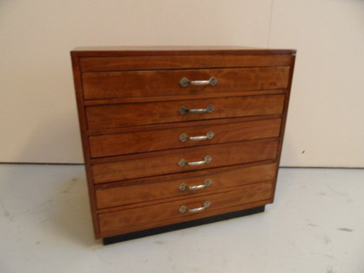 Vintage ladekast voor horloge maker