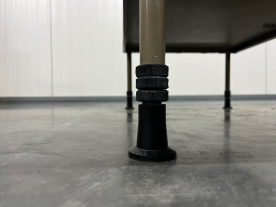 Image 1 of Credenza piccola Olivetti