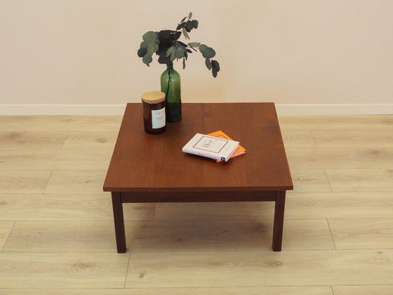 Image 1 of Table basse en teck, design danois, années 1970, fabriquée au Danemark