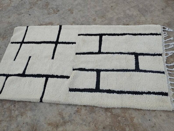 Berber Teppich aus Naturwolle 250cmx100cm – Teppiche & Läufer, Modern (photo 2 of 6)