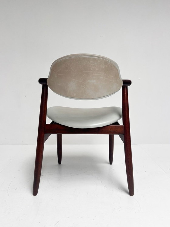 Image 1 of Silla de cuero gris con forma de cuerno de vaca, década de 1970.