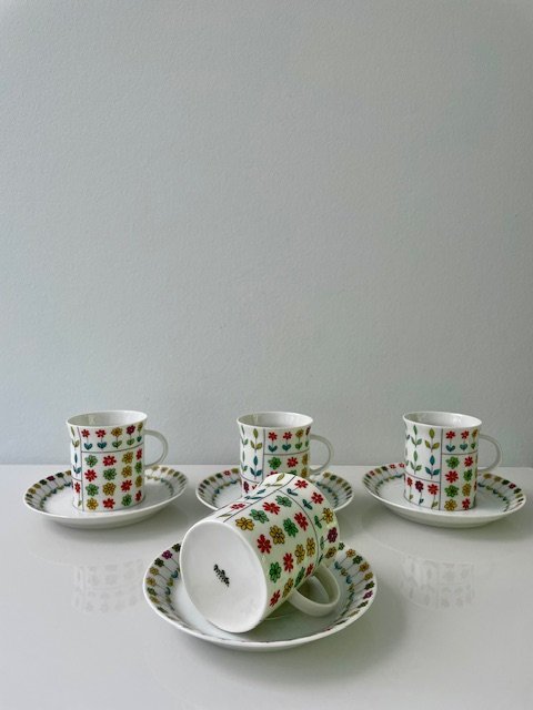 Image 1 of 4 tazze e piattini Rosenthal d'epoca | Design Hans-Theo Baumann & Emilio Pucci