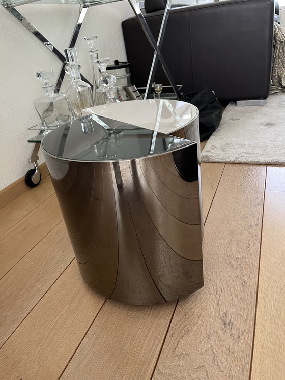 Image 1 of Tavolino Minotti Shields