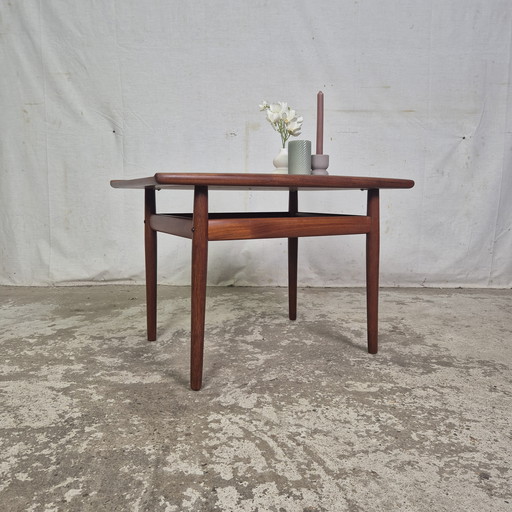 Grete Jalk, Glostrup vintage dänischer Couchtisch Beistelltisch