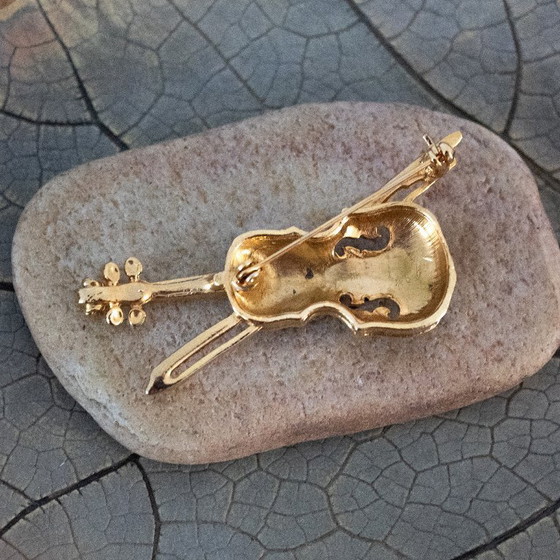 Image 1 of Broche violon vintage : émail bleu marine et métal doré