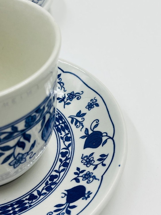 Image 1 of Set van 6 Biltons England kopjes en schotels, met blauwe uiendecoratie.