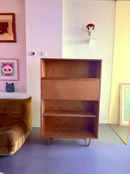 Cees Braakman Pastoe kast met luspoten