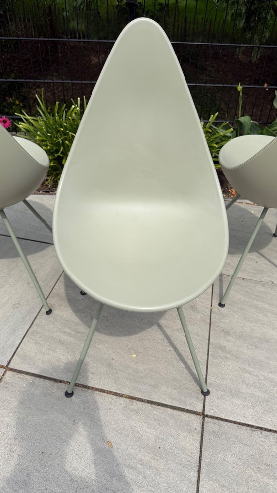 Image 1 of 6 original Fritz Hansen Drop Chairs, model 3110