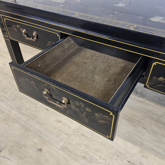 Image 1 of Tavolino da caffè cinese d'epoca / Tavolino da caffè orientale (mobili laccati) Chinoiserie / scena tradizionale