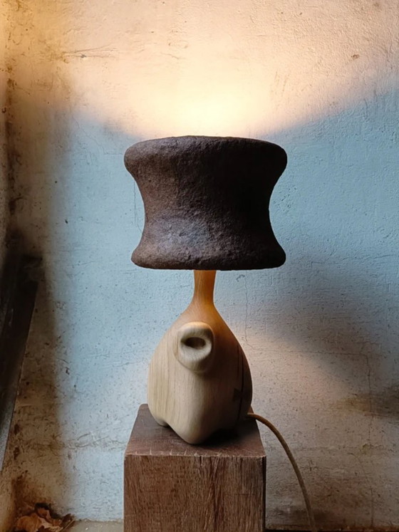 Designerlampe aus massiver Eiche und Pappmaché – Renat Shuteev, Tischlampen, Wood (photo 11 of 11)