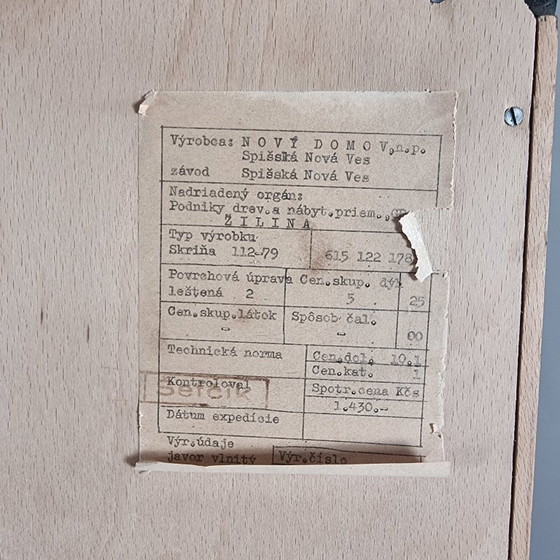 Image 1 of Vintage kledingkast in essenhout, jaren 70