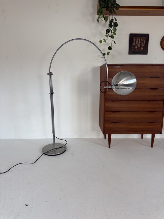 Image 1 of Vintage adjustable 'Eyeball' arc lamp '70