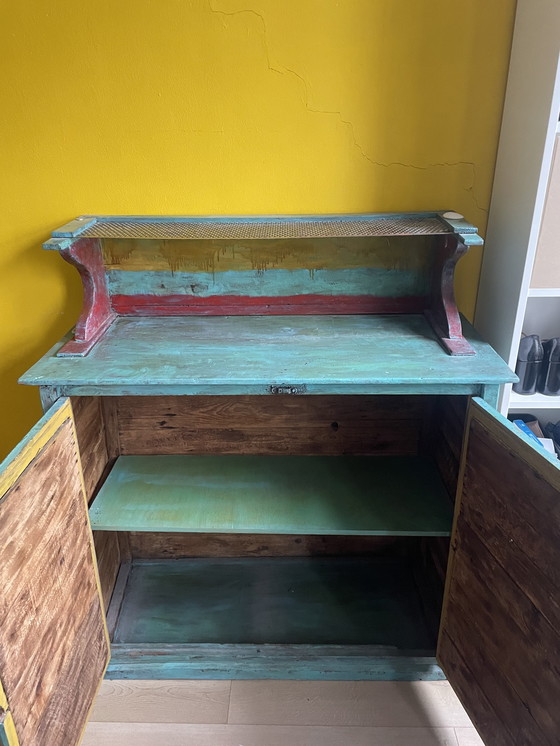 Image 1 of Franse brocante kast