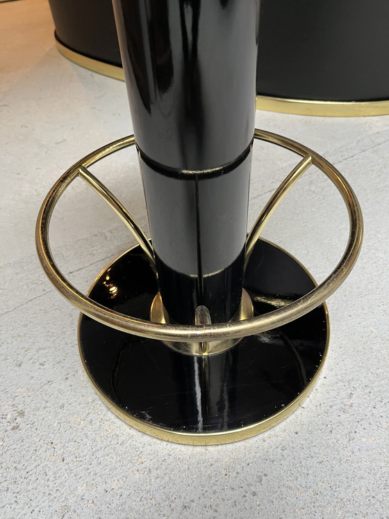 Image 1 of Conjunto de bar, taburetes y muebles de los años 80