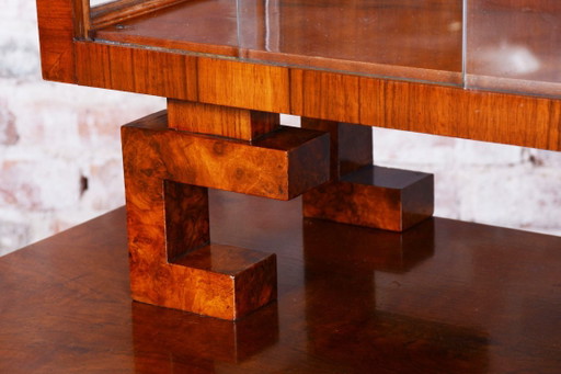 Gerestaureerde art-deco vitrinekast, walnoot en glas, Tsjechisch, jaren 1920 – vitrinekasten, Metal (photo 2 of 15)