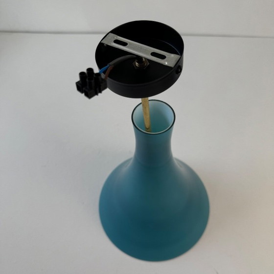 Image 1 of ANCIEN LUSTRE  EN OPALINE BLEUE VINTAGE