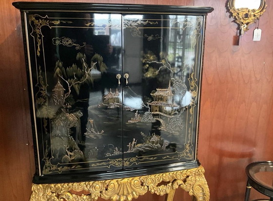 Image 1 of Meubles Jansen Chinoiserie cocktail kast