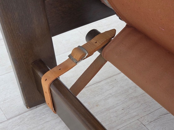 Image 1 of Sillón escandinavo años 70, mobiliario de piel, lona, ​​madera de roble.