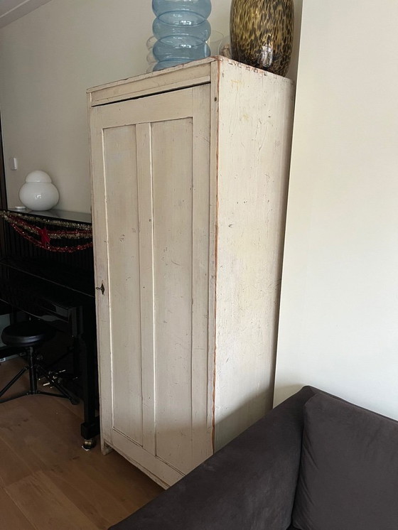 Image 1 of Hongaarse meisjeskast originele kleur