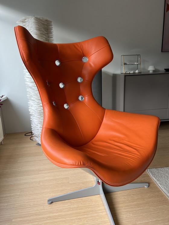 Image 1 of Poltrona Frau Regina Fauteuil Oranje