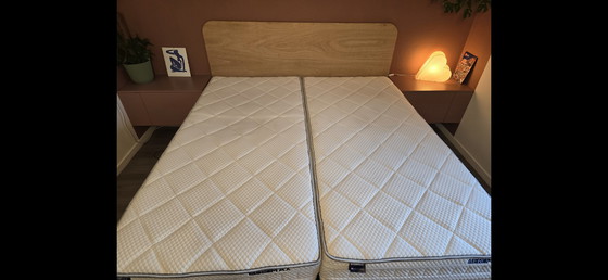 Image 1 of Auping auronde 200x220 with zgan mattresses