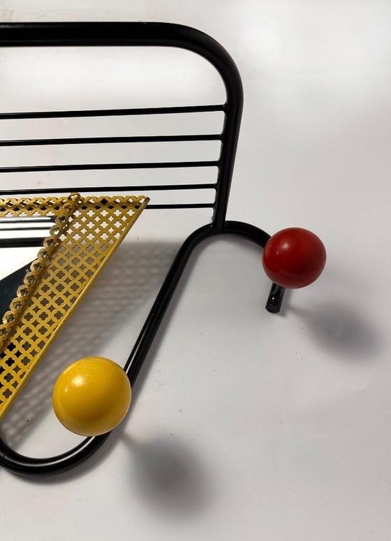 Image 1 of Carrozzina colorata anni '50 nello stile di Mathieu Matégot