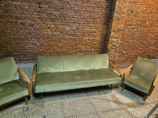 Vintage Sleeper Sofa With 2 Armchairs