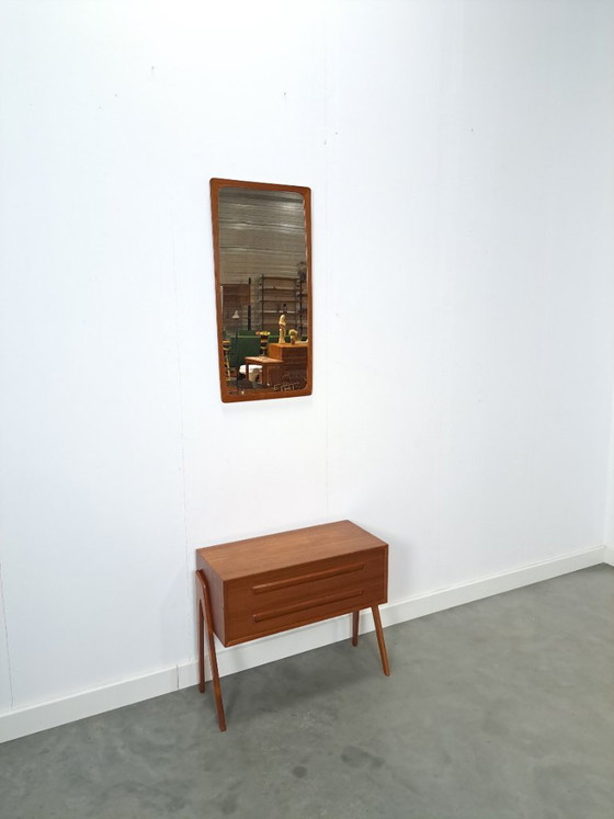 Image 1 of Deense teak set met AP Mobler ladekast en spiegel