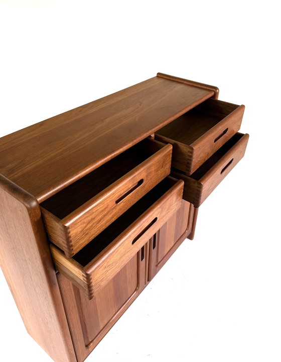 Image 1 of Credenza vintage in teak, Dyrlund '80