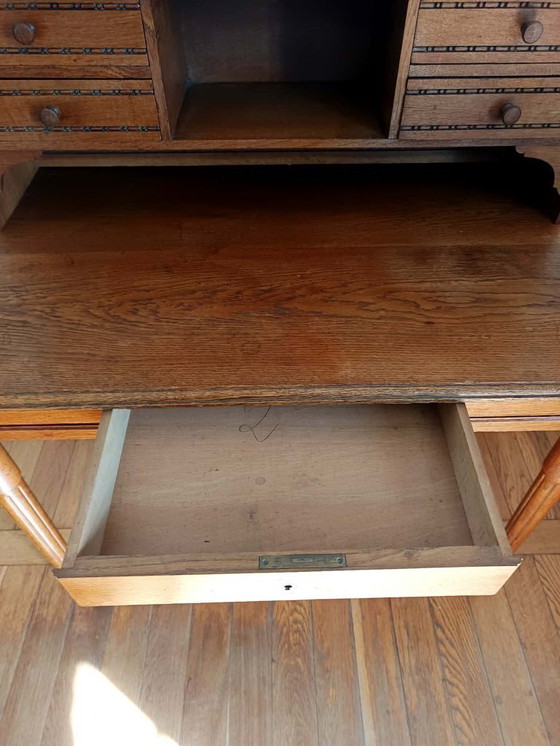 Image 1 of Escritorio escalonado Art Déco en roble claro.