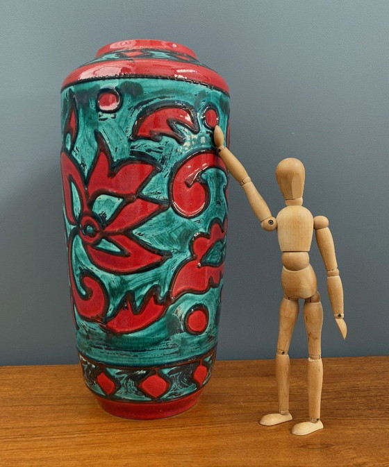 Image 1 of Large vase in red and green by Scheurich west germany model 517-45