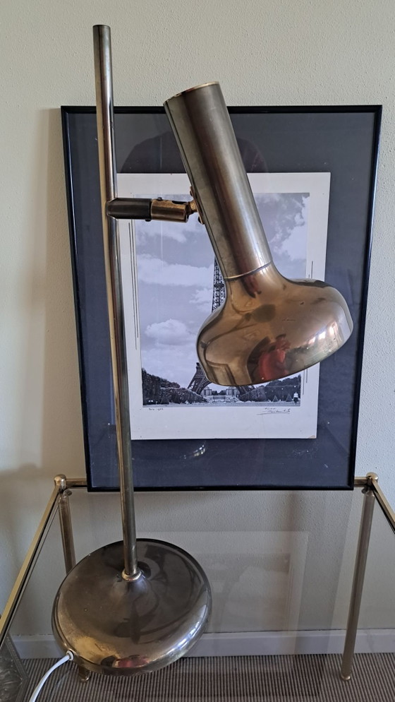 Vintage gold-colored metal table desk lamp adjustable head, Table lamps (photo 2 of 12)
