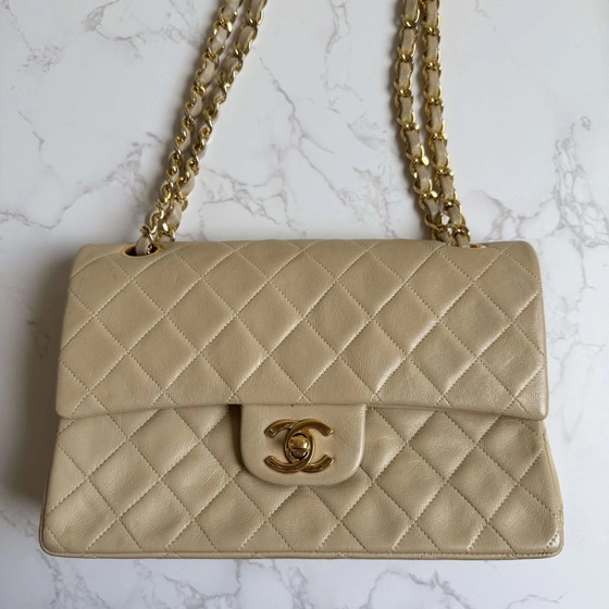 Chanel small classic flap bag beige vintage – Overige tassen, Lamsleer (photo 6 of 17)